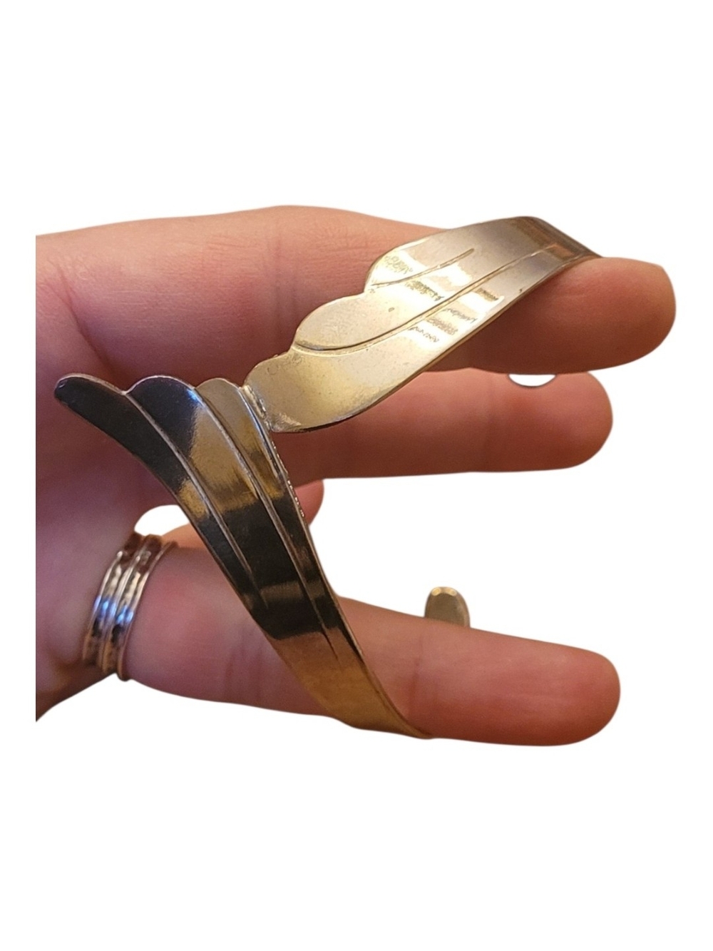 🥳5/$25!🥳 Silver Tone Leaf Cuff Bracelet